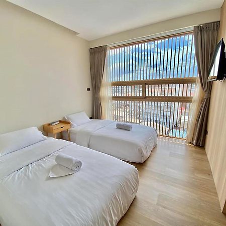 Hub Hua Hin 57 Hotel Bagian luar foto