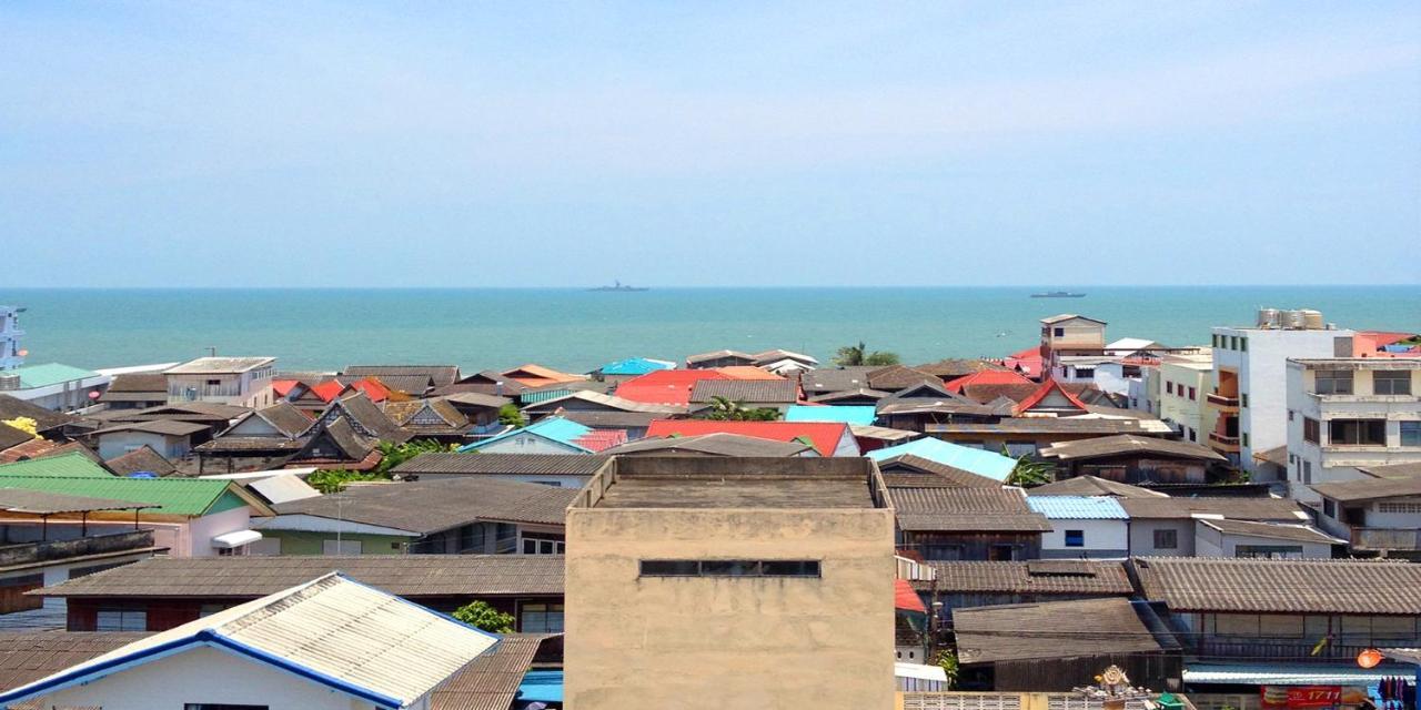 Hub Hua Hin 57 Hotel Bagian luar foto