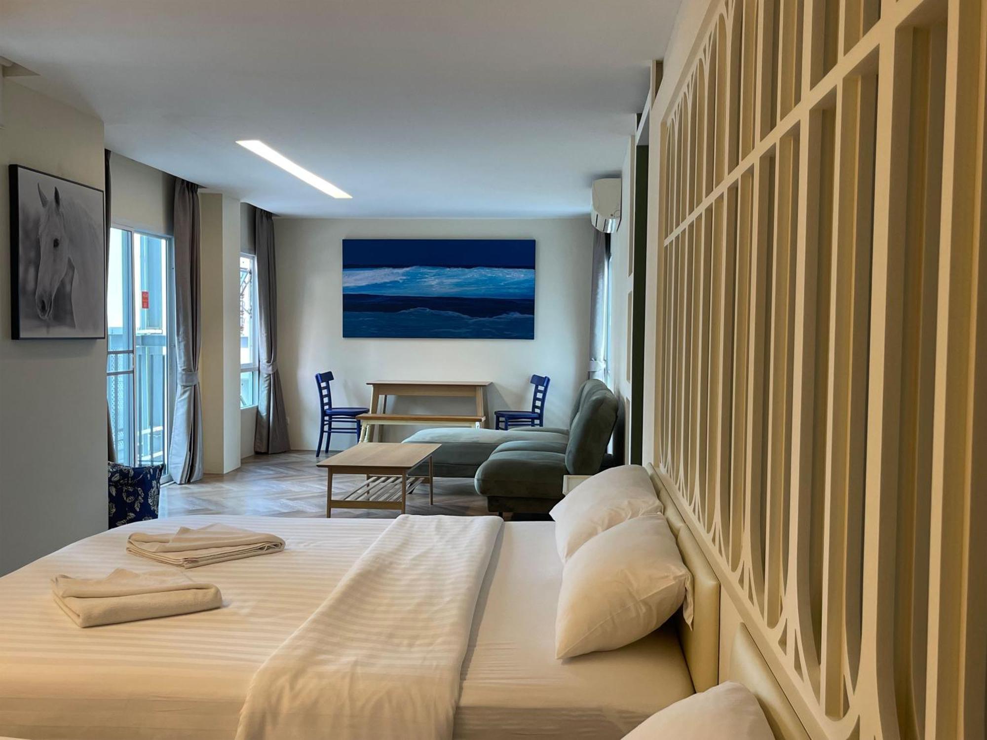 Hub Hua Hin 57 Hotel Bagian luar foto