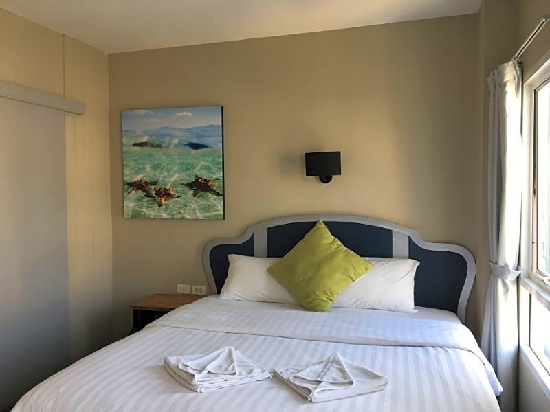 Hub Hua Hin 57 Hotel Bagian luar foto